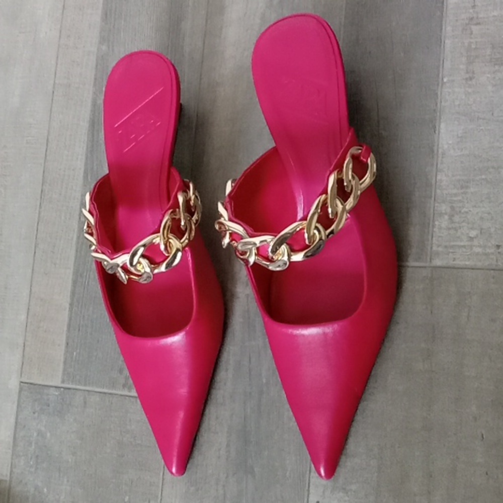 ZARA cutesy mules size 5.5 red leather or satin